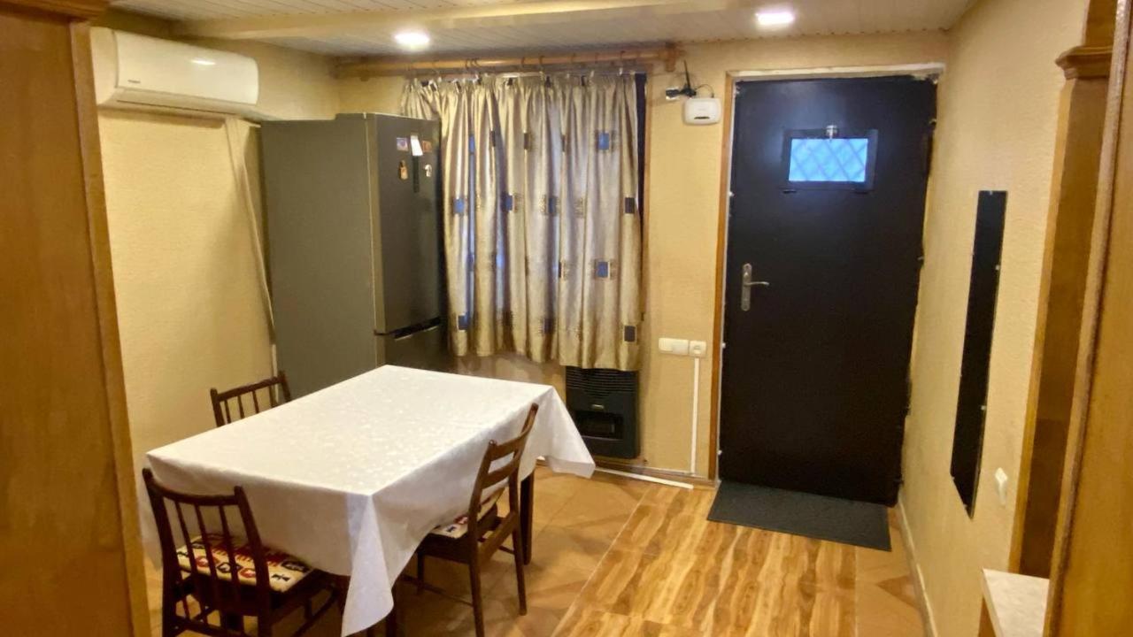 Mari Apartment Tbilisi Eksteriør bilde